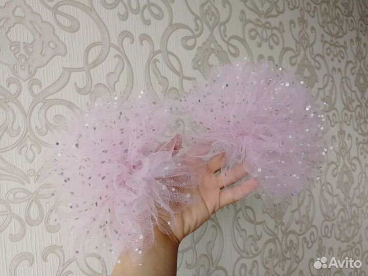 Пышные банты огромные