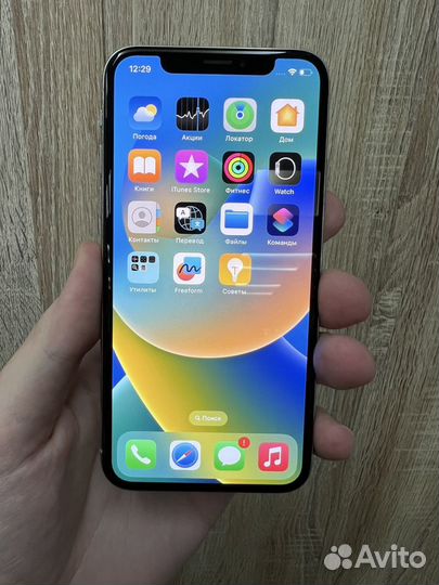 iPhone X, 64 ГБ