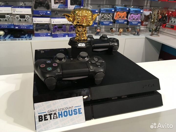 Sony PS4 + 2 Джоя + Power Bank Apple+ наушники