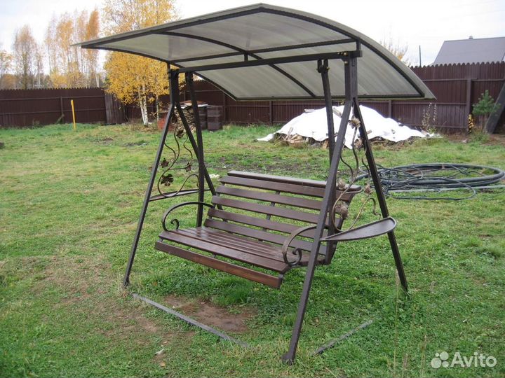 Садовые качели кованые