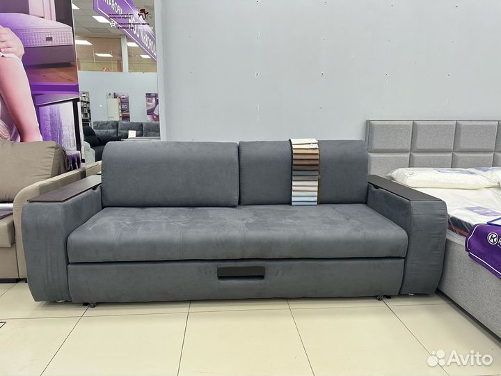 Диван спальное место 200*210 см