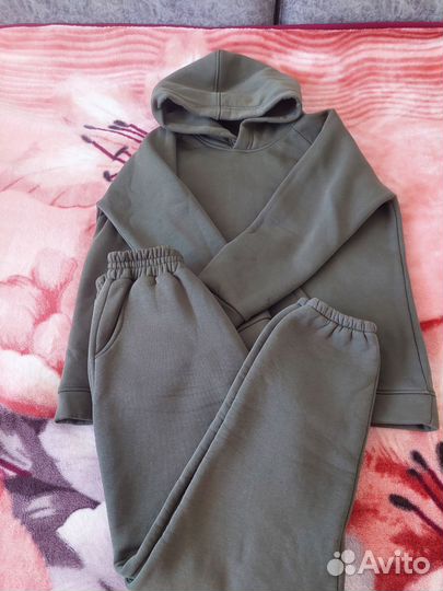 Спортивный костюм