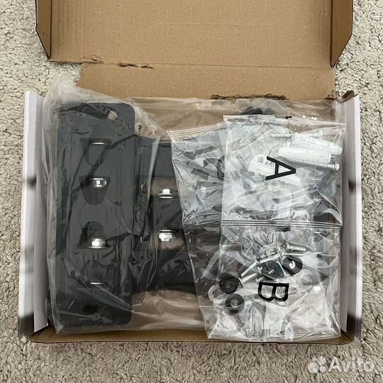 Кронштейн для телевизора новый