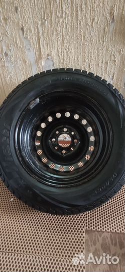 Viatti Brina Nordico V-522 17.5/70 R13 82T