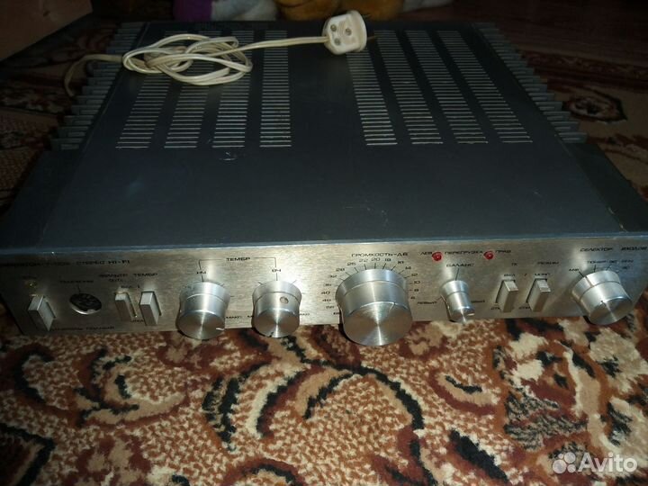 Усилитель амфитон-у-002