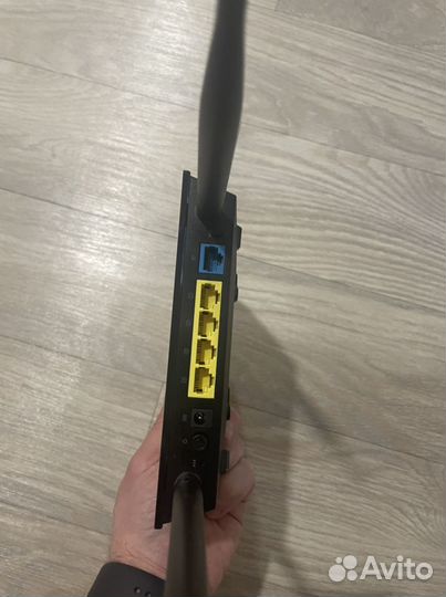 Продам роутер Asus