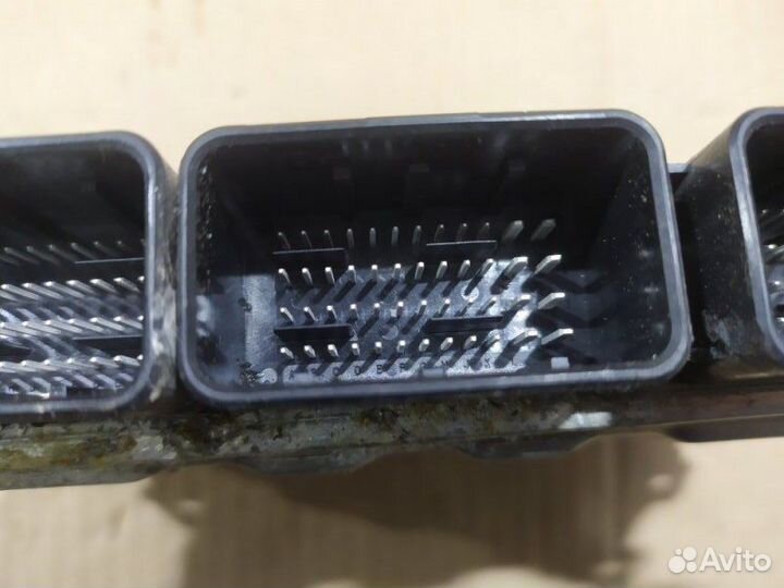 Блок управления двигателем Nissan Terrano