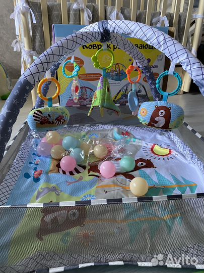 Развивающий коврик новый