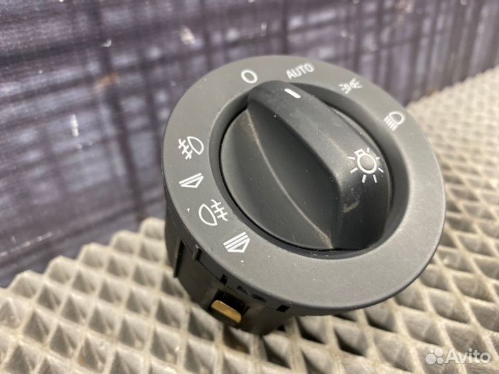 Переключатель света Audi A6 Allroad C6 AUK 2006