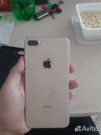 iPhone 8 plus 64gb