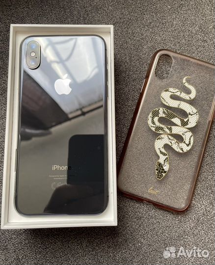 iPhone X, 256 ГБ