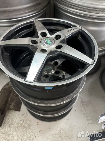 Диски Nitro R15