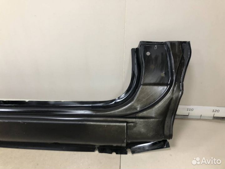 Б/У Порог правый MN161584 mitsubishi