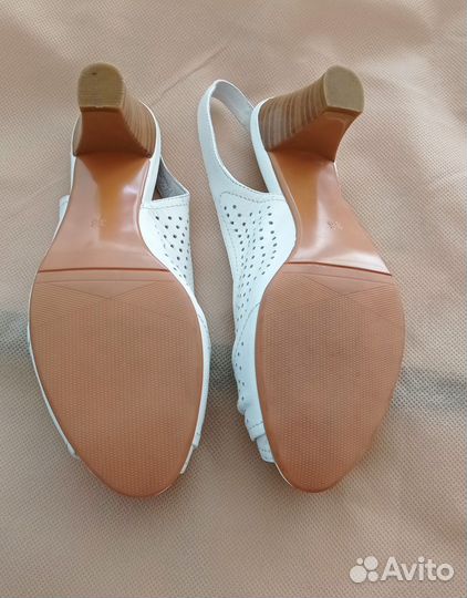 Босоножки натуральная кожа