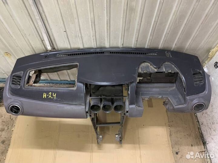 Торпедо nissan avenir W11