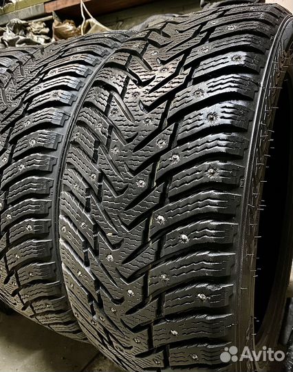 Nokian Tyres Hakkapeliitta 8 225/45 R18 и 255/40 R18