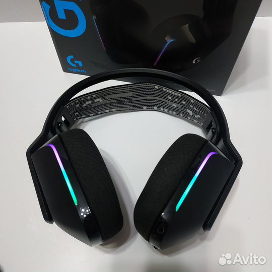 Игровые наушники Logitech G733 беспроводные