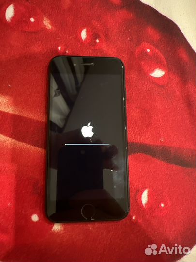 iPhone 7, 32 ГБ