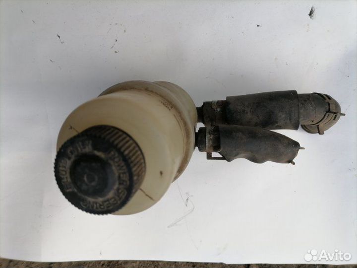 Бачок гидроусилителя руля Kia Sportage grand FE