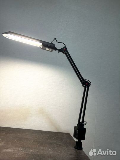 Лампа для мастера маникюра, наращивания ресниц