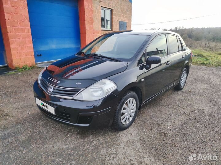 Nissan Tiida 1.6 МТ, 2011, 239 689 км