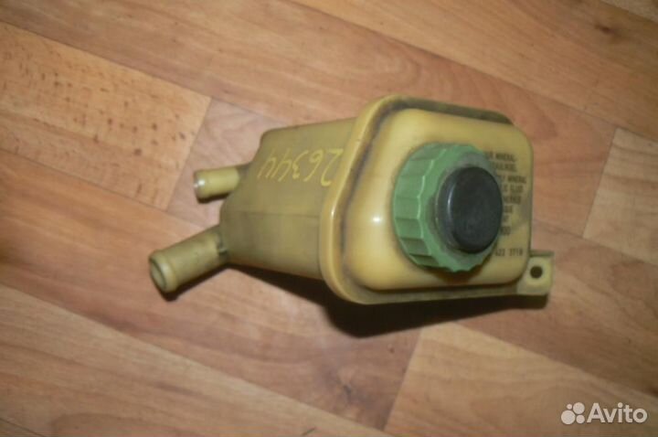 Бачок насоса гур VolksWagen/ Porsche/ Cayenne,Touareg/ 2003г./ к.т.№7L0422371B