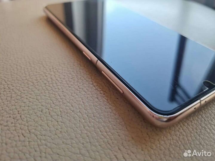 Samsung Galaxy S21+, 8/128 ГБ