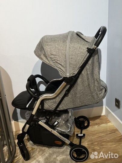 Новая коляска luxmom M19 прогулочная
