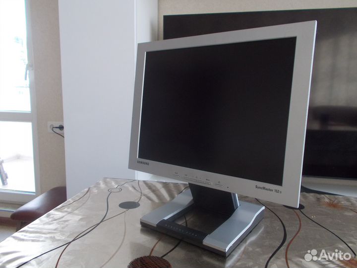 Монитор samsung