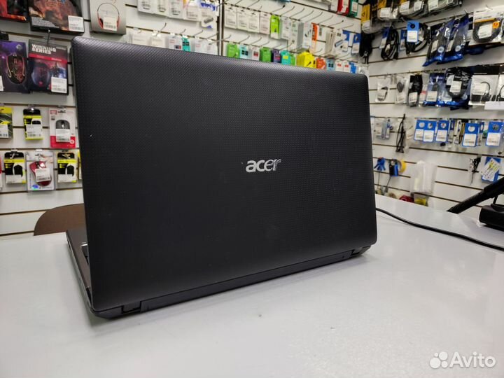 Ноутбук Acer 4 ядра 2.4GHz HDD640GB 4Gb две видюхи