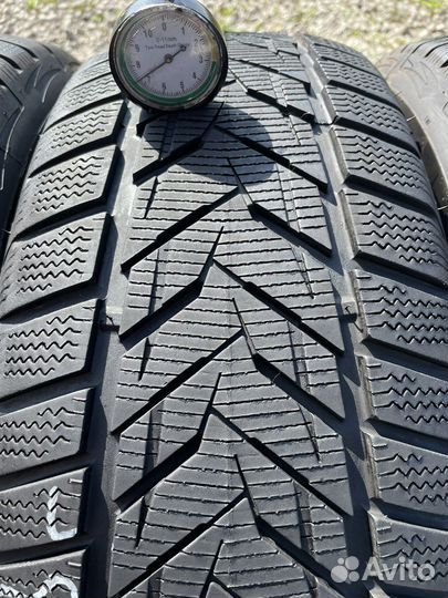 Vredestein Wintrac Xtreme S 225/55 R18