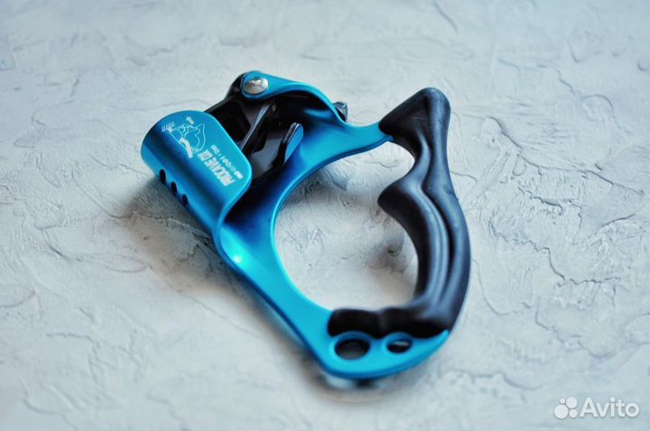 Зажим ручной для спелеологии kong procave