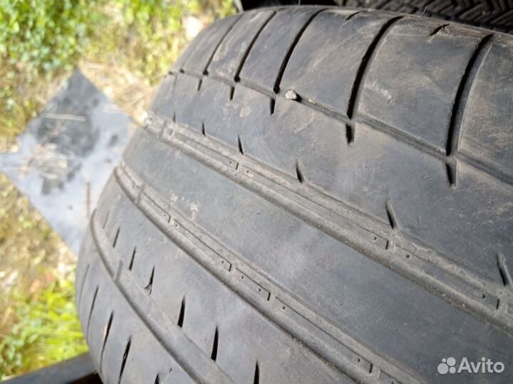 Triangle Sports TH201 255/40 R20 101Y