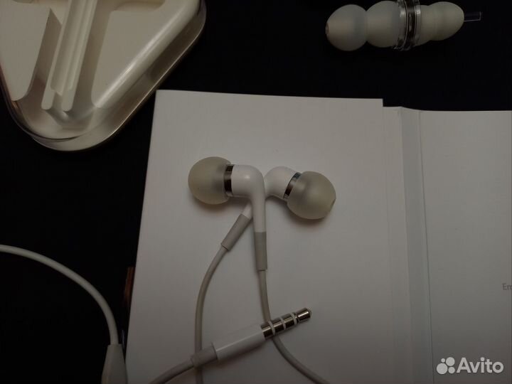 Наушники apple in-ear арматурные