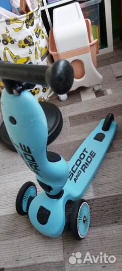 Самокат беговел scoot and ride