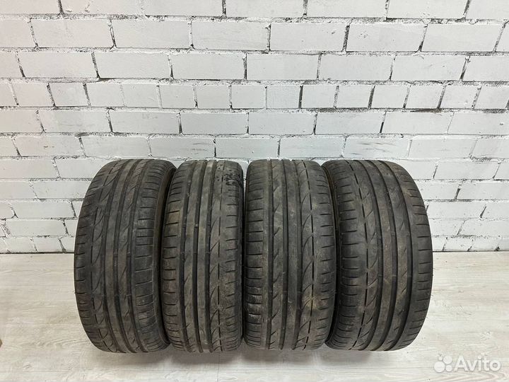 Bridgestone Potenza S001 225/45 R18 и 255/40 R18