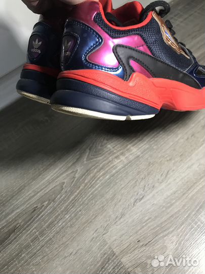 Кроссовки р 38,5 adidas оригинал