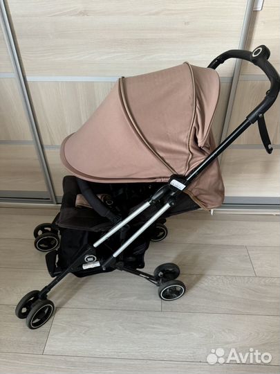 Прогулочная коляскаbabyton