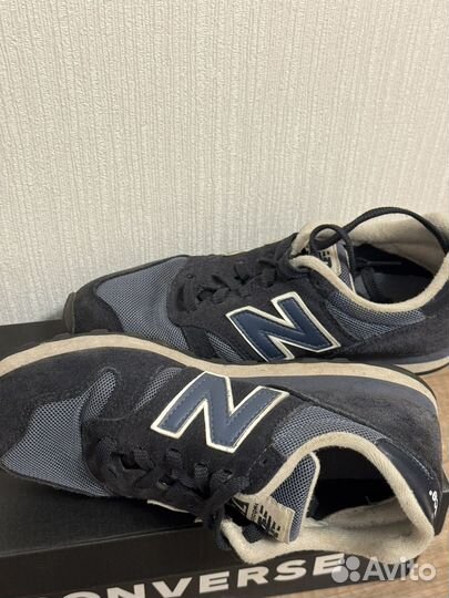 New balance 373