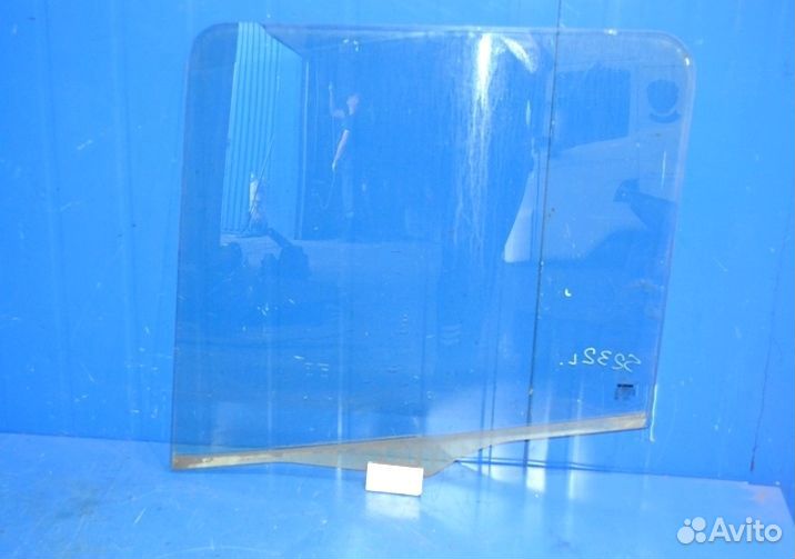 Стекло двери, левое scania R-series (01.04)