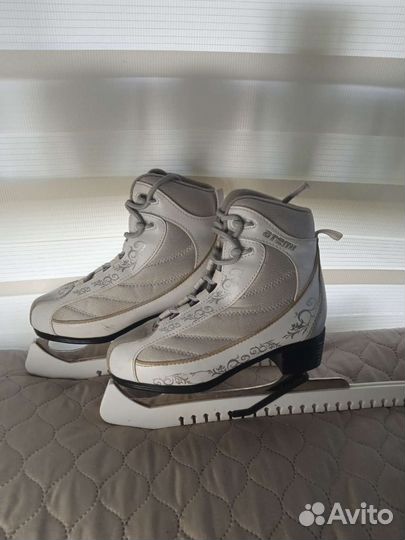 Коньки фигурные детские 33 размер