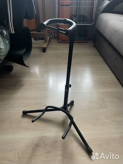 Стойка гитарная