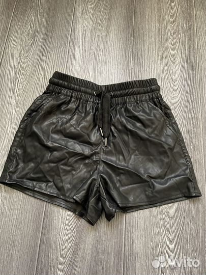 Шорты женские