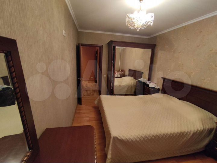 2-к. квартира, 58 м², 12/17 эт.