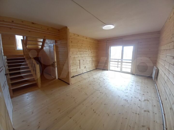 Дом 120 м² на участке 8 сот.