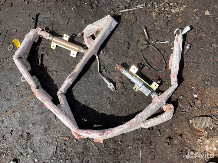 Подушка шторка чери м11