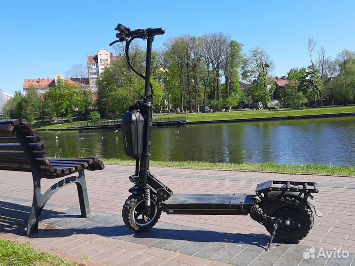 Самокат- Электроскутер 1500w. Большой, до 150кг
