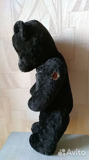 Медведь плюшевый