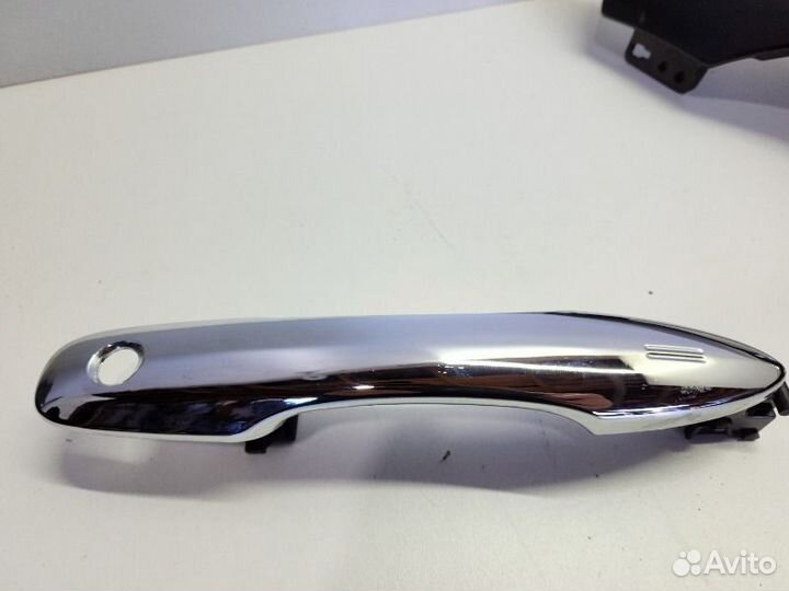 Ручка двери передняя левая Toyota Camry V70/V75