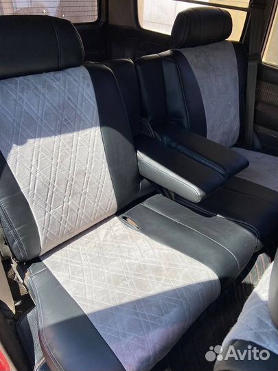 Авточехлы Nissan Terrano